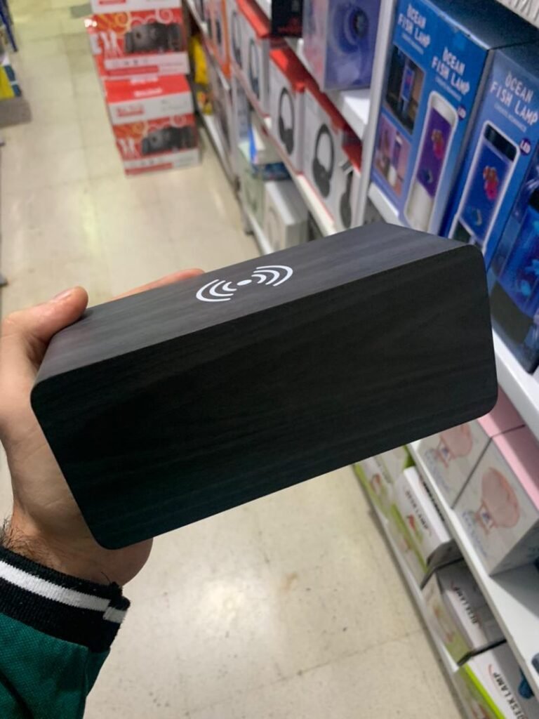 Réveil en Bois avec Charge Sans Fil