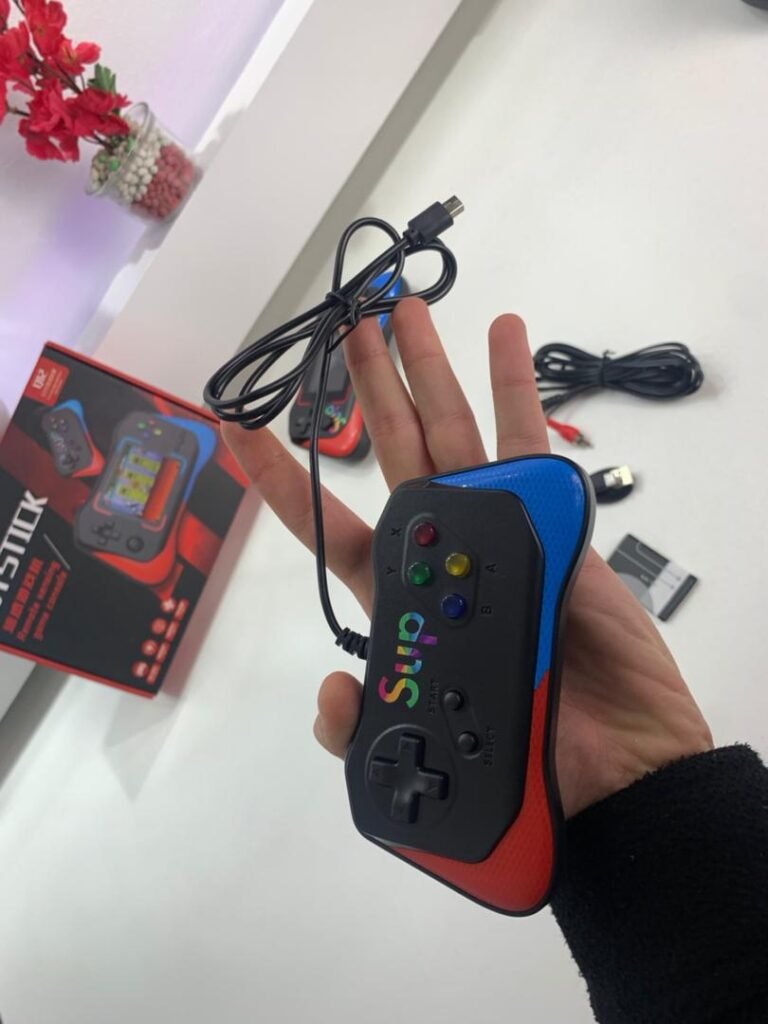 Console de Jeu Portable Rétro avec 520 Jeux Intégrés