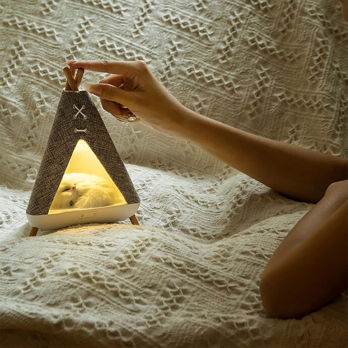 ⁦Lampe de Table Tente Bluetooth avec Haut-Parleur Intégré⁩ - الصورة ⁦2⁩