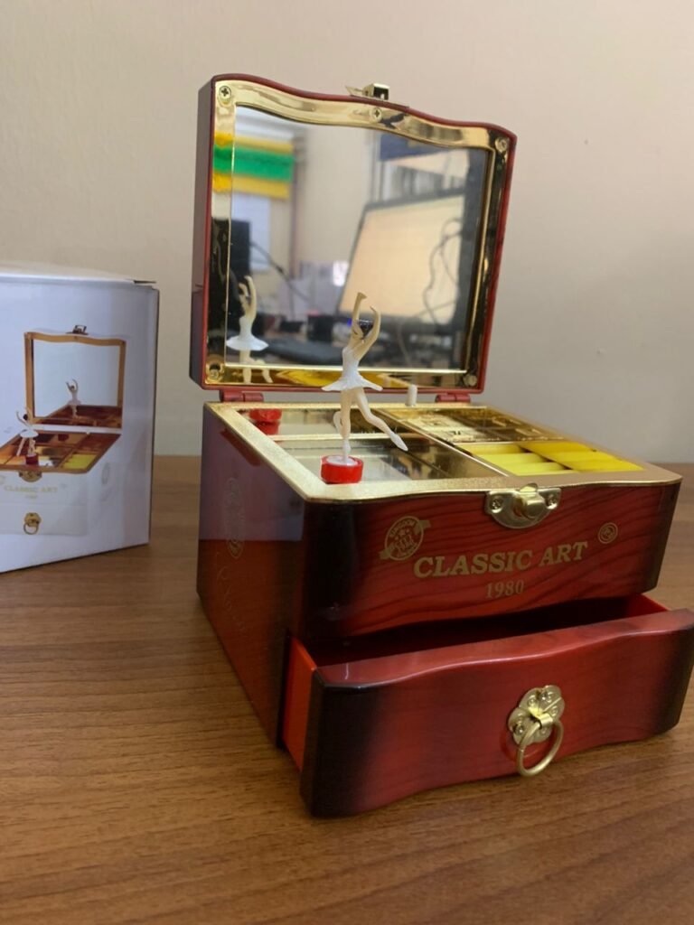 Boîte à Bijoux Musicale en Forme de Piano