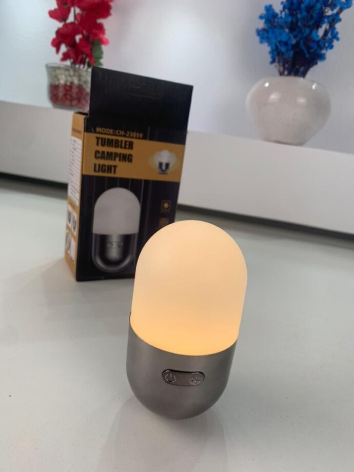 ⁦Lanterne LED Camping Multifonction - Portable, Lumière Réglable, Design Swing⁩ - الصورة ⁦4⁩
