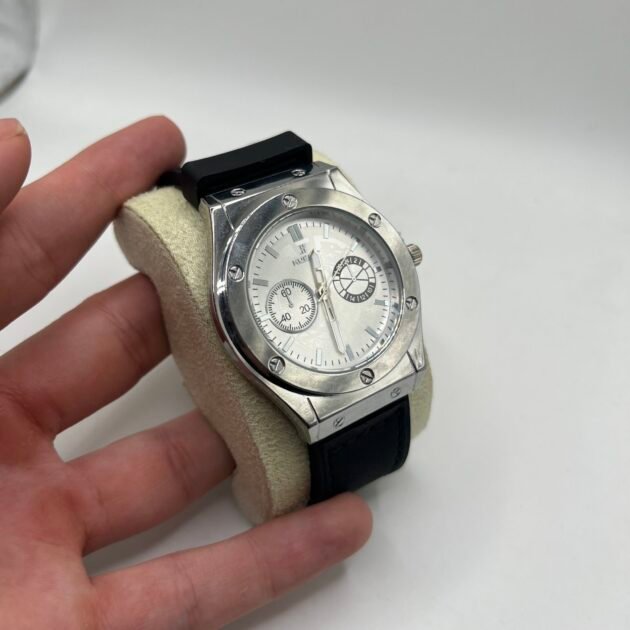 Montre HubIot Moderne et Élégante || WHITE