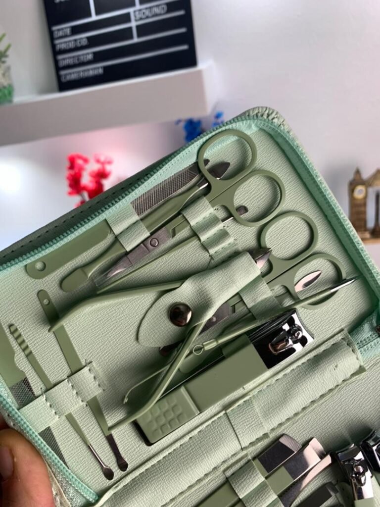 Kit de Manucure Professionnel 30 Pièces