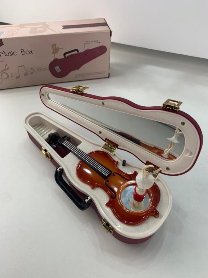⁦Boîte à Musique Vintage avec Ballerine et Violon⁩ - الصورة ⁦4⁩