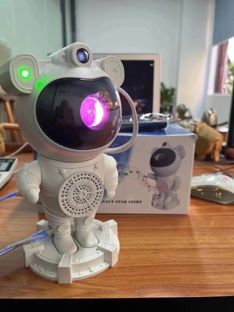 Projecteur Astronaute LED avec Haut-parleur Bluetooth 2