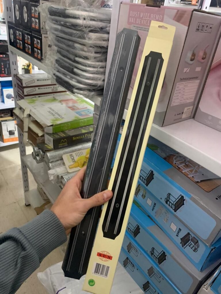 Barre Magnétique pour Couteaux - Support Compact et Sécurisé, 20 cm, Noir