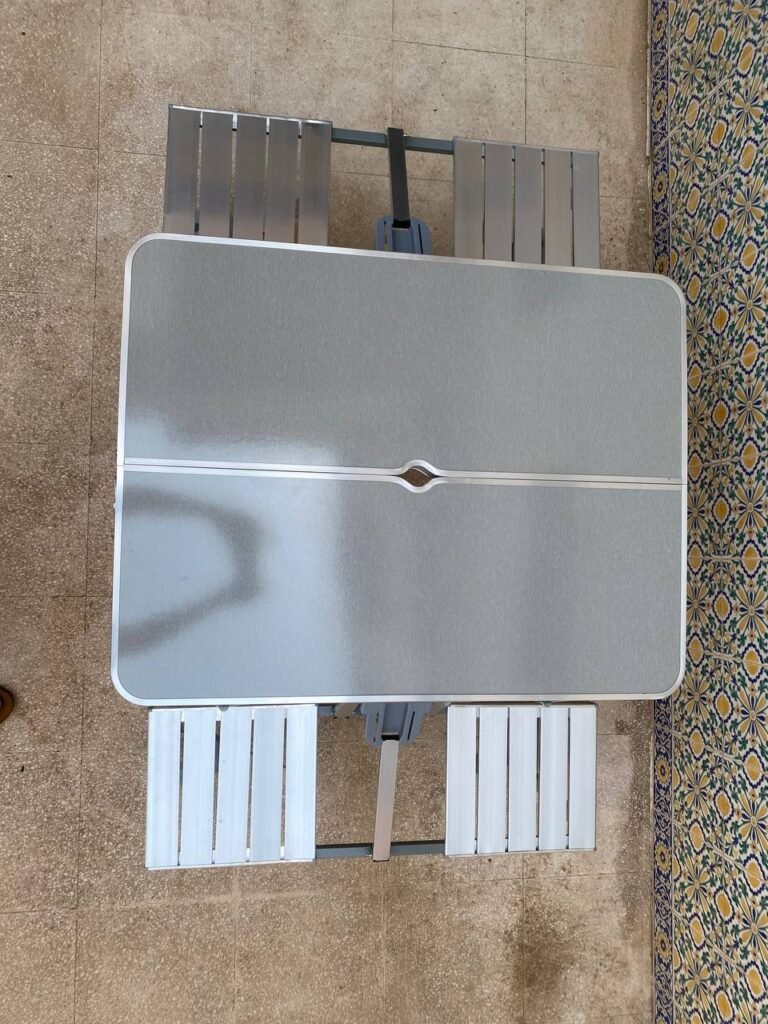 Table pliante en aluminium 4 places, extérieure et camping