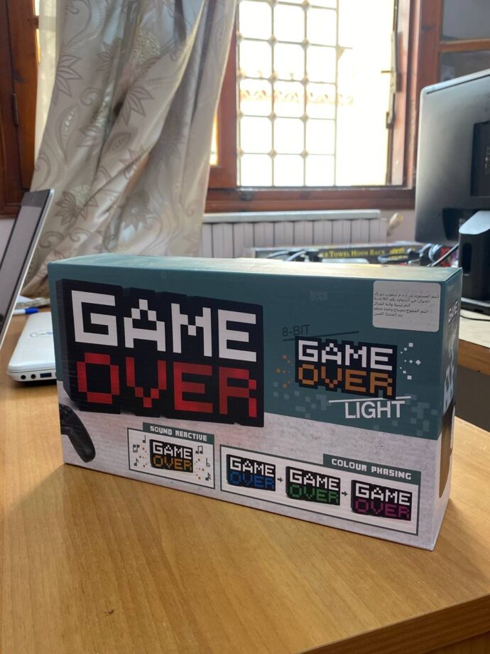 ⁦Lampe Rétro Game Over - USB, Changement de Couleur⁩ - الصورة ⁦6⁩