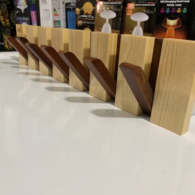 Porte-Manteau en Bois - 7 Crochets, Design Moderne