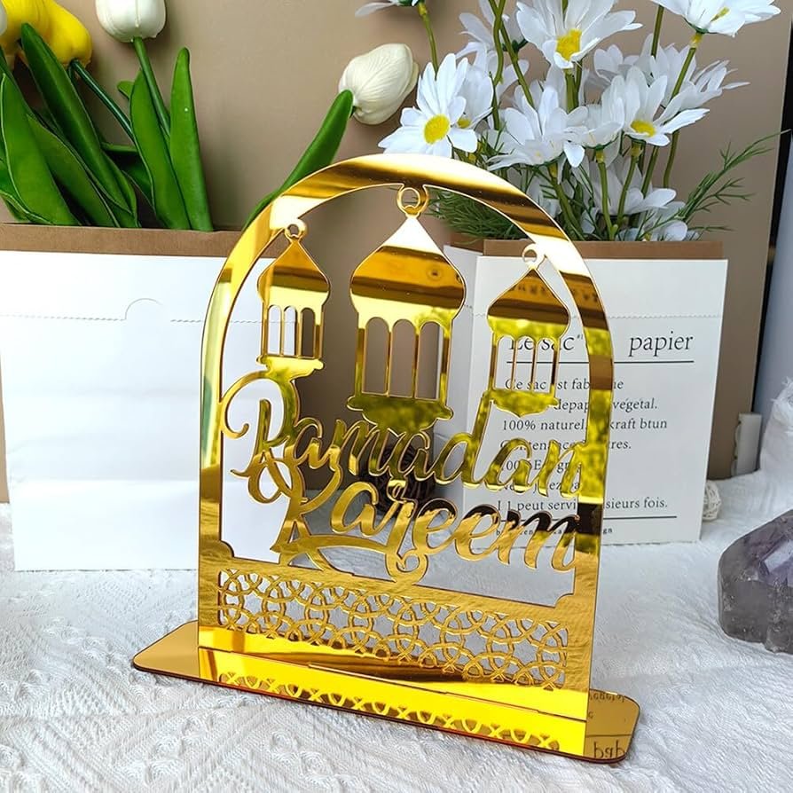 Décoration Ramadan Kareem - Lanterne Étoile et Lune Dorée