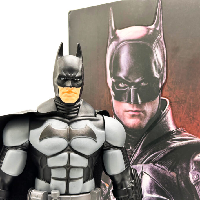 ⁦Figurine Géante Batman 30 cm en PVC Le Chevalier Noir à Collectionner⁩ - الصورة ⁦3⁩