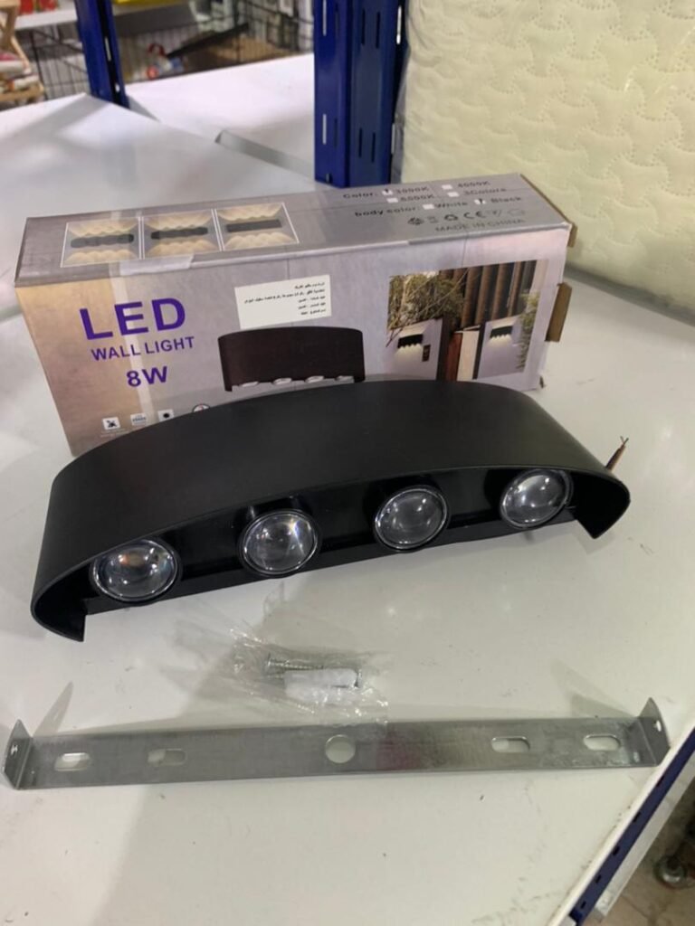Applique Murale LED 8W Étanche 4 Lampes en PP