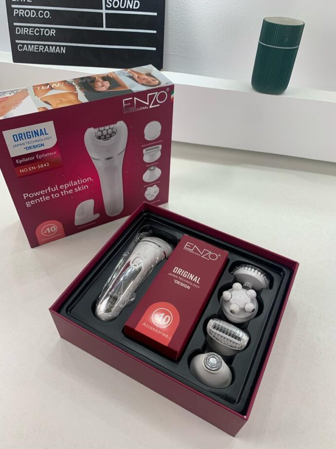 ⁦Épilateur sans fil Enzo Wet & Dry avec 10 accessoires⁩ - الصورة ⁦4⁩