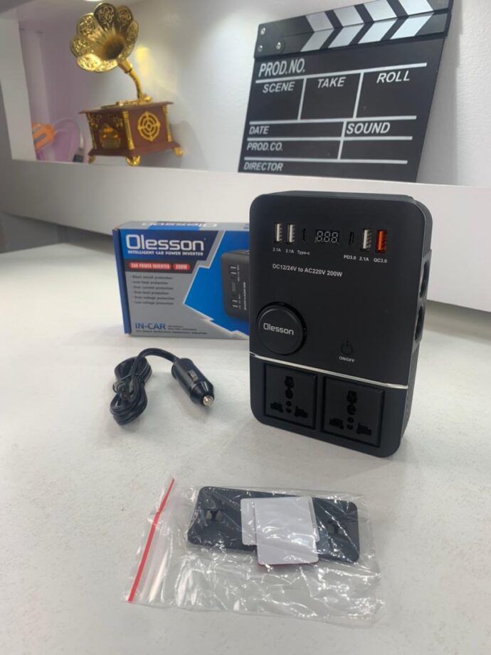 ⁦Onduleur de voiture USB Type-C Olesson 1661 220V/200W⁩ - الصورة ⁦5⁩
