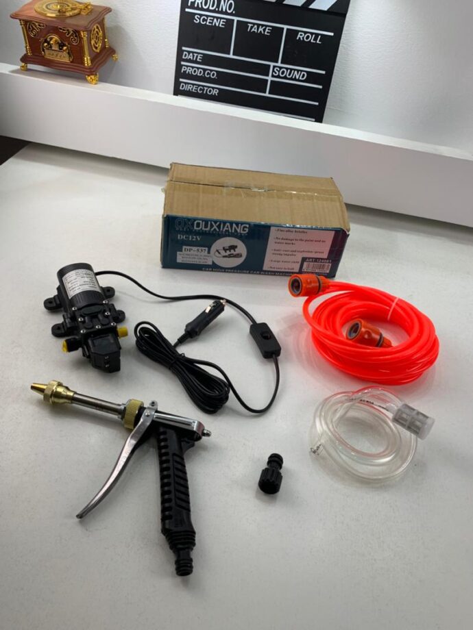 ⁦: Nettoyeur Haute Pression 130 PSI – Kit de Lavage Portable 12V pour Voiture⁩ - الصورة ⁦2⁩
