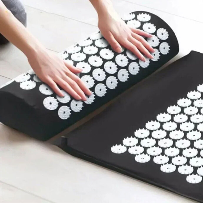 ⁦Tapis d’Acupression et Oreiller avec Sac – Soulagement Douleurs & Relaxation⁩ - الصورة ⁦3⁩