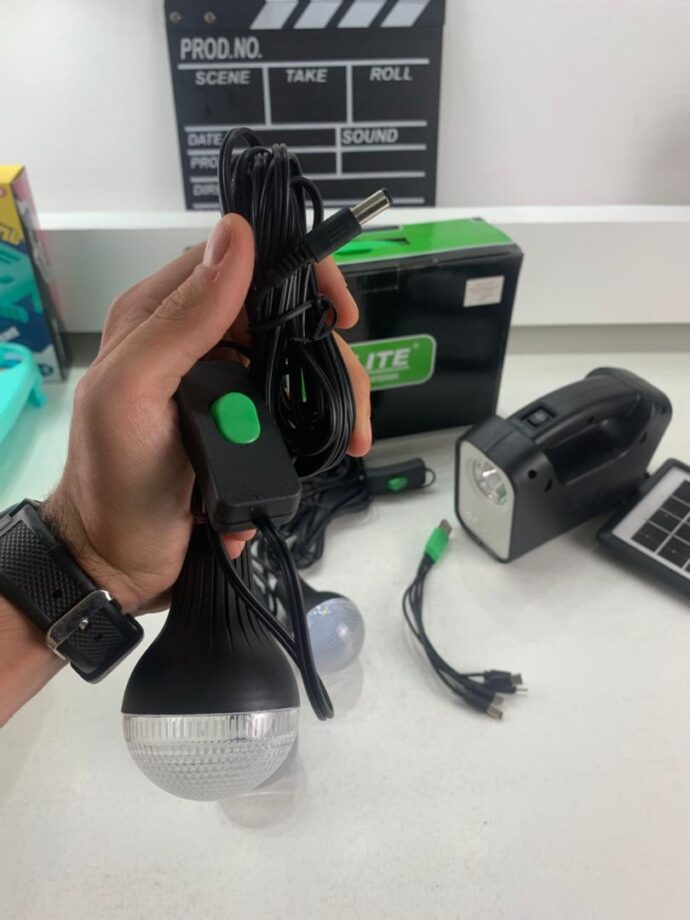⁦Système d’Éclairage Solaire Portable pour Camping et Aventures⁩ - الصورة ⁦5⁩
