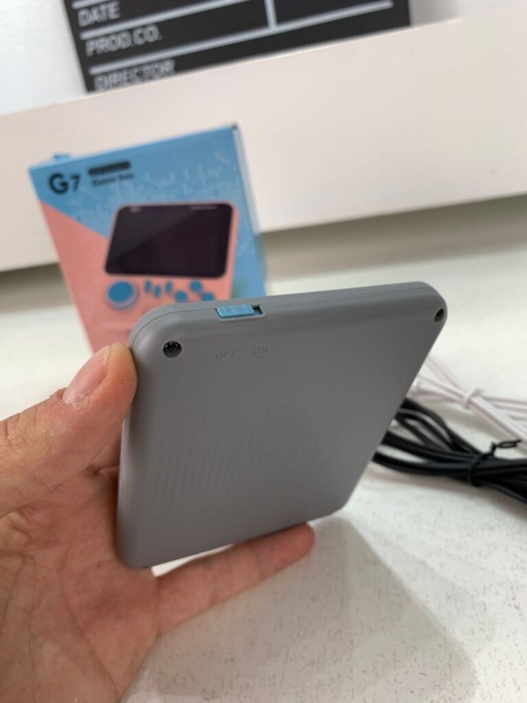 Mini Console Retro Portable – Plus de 650 jeux classiques