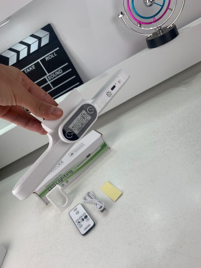 ⁦LED Magnétique Multifunção – Lampe LED sans fil 24 cm⁩ - الصورة ⁦4⁩
