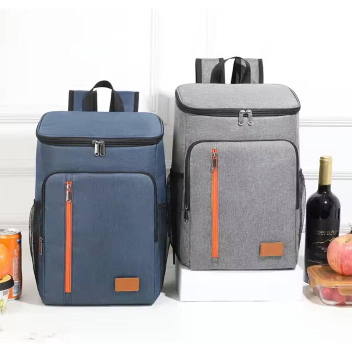 ⁦Sac à dos isolé – Élégant et pratique à la fois⁩ - الصورة ⁦6⁩