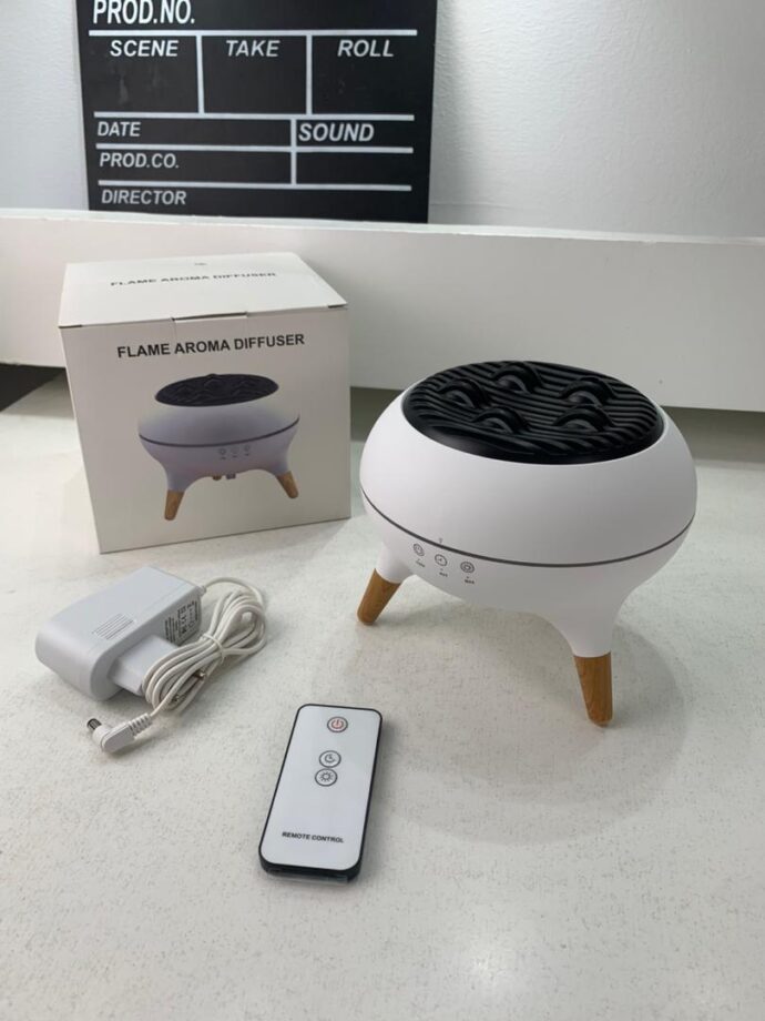 ⁦Diffuseur d’huiles essentielles ultrasonique 350 ml avec télécommande et lumières⁩ - الصورة ⁦4⁩