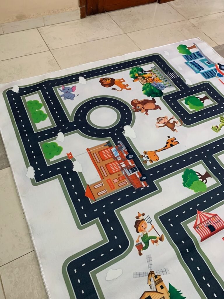 Tapis de jeu antidérapant pour enfants idéal pour jouer avec des voitures