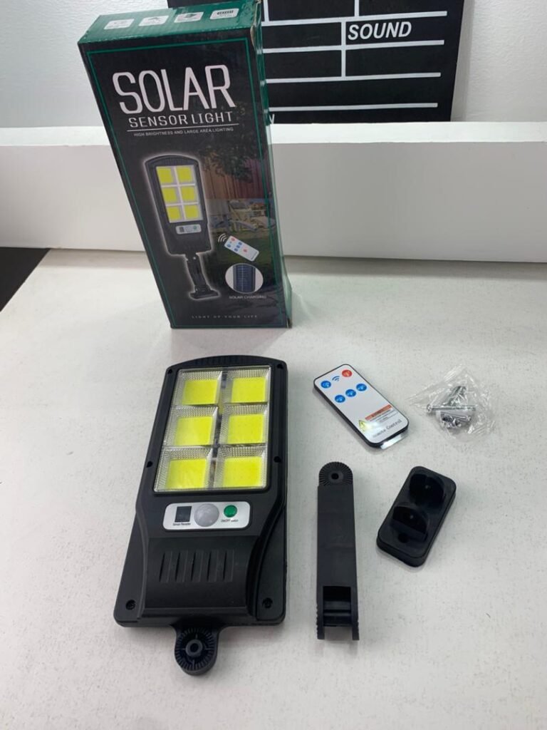 Lampadaires solaires à LED d’extérieur avec détecteur de mouvements