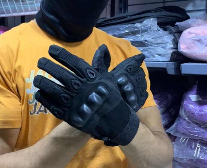 ⁦Pack Moto Manteau Imperméable avec Gants Tactiques Doigt Complet – Cagoule Offerte⁩ - الصورة ⁦8⁩