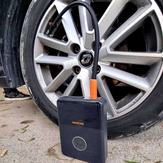 ⁦Booster de Batterie 2000A 3-en-1 – Sécurité Ultime sur la Route⁩ - الصورة ⁦3⁩