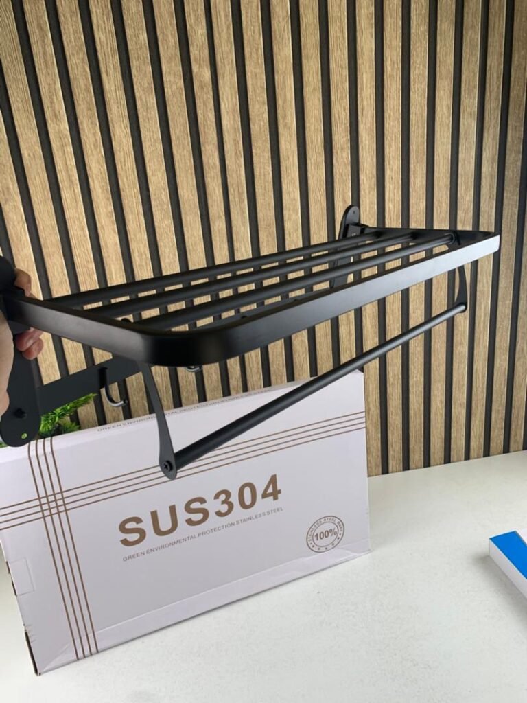 Porte-serviette mural pliable en aluminium noir V2 – Élégance et praticité pour votre salle de bain
