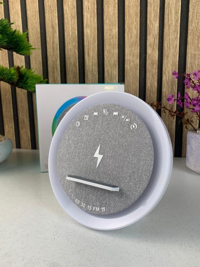 Haut-parleur et Lampe de Chevet avec Lumière RGB et Chargeur Induction 15W