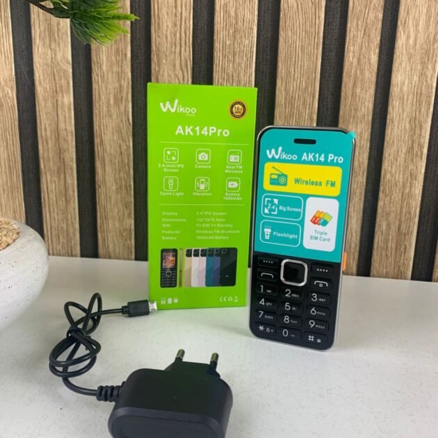 Téléphone Portable Wikoo AK14 Pro Triple SIM
