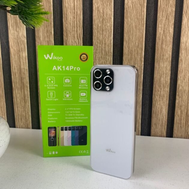 Téléphone Portable Wikoo AK14 Pro Triple SIM – Simplicité, puissance et élégance réunies