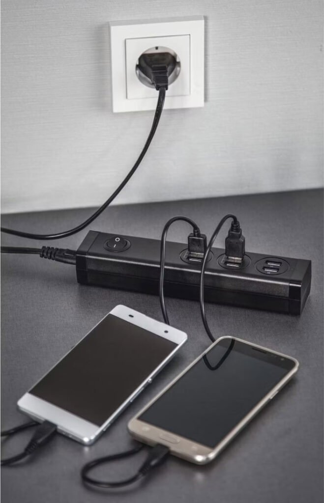 Uniross Station de charge Multi-appareils 6 ports USB A