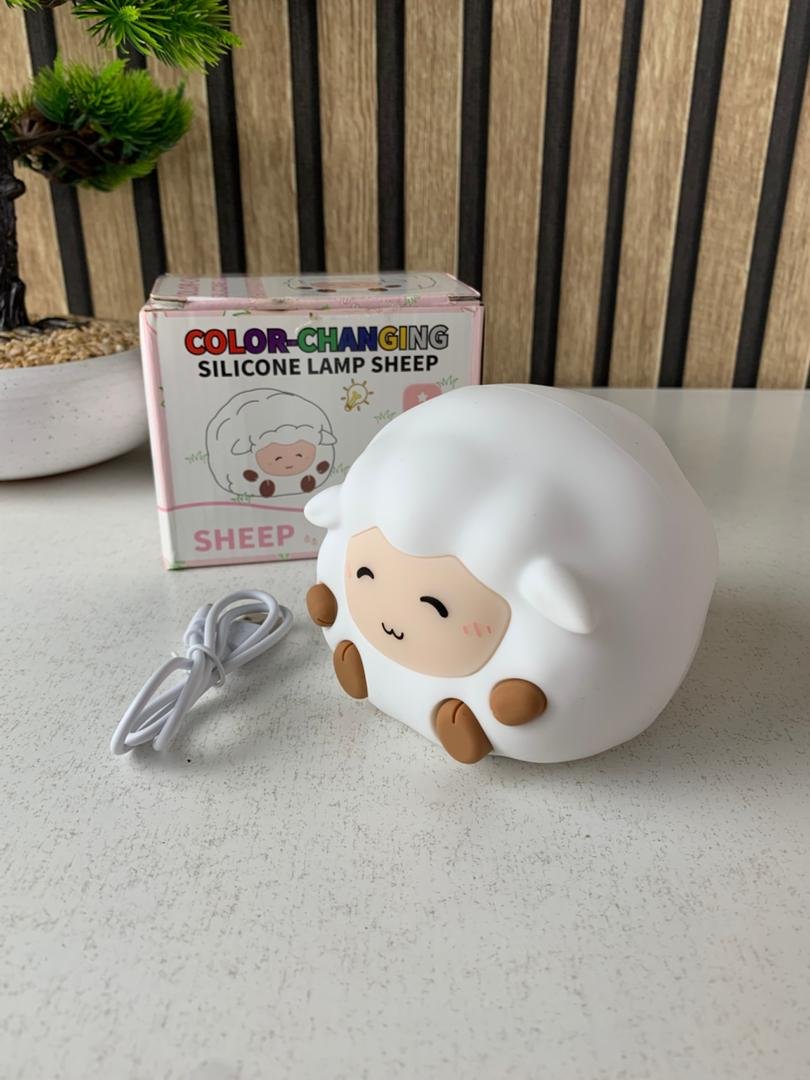 Veilleuse Mouton LED Souple et Rechargeable – Lampe Enfant en Silicone - الصورة 8