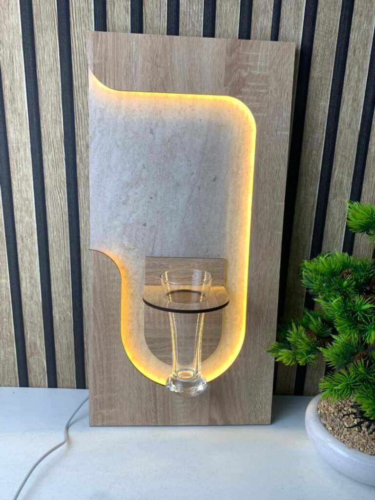 Panneau mural décoratif avec éclairage LED design moderne en bois V3 – L’harmonie parfaite entre nature et lumière