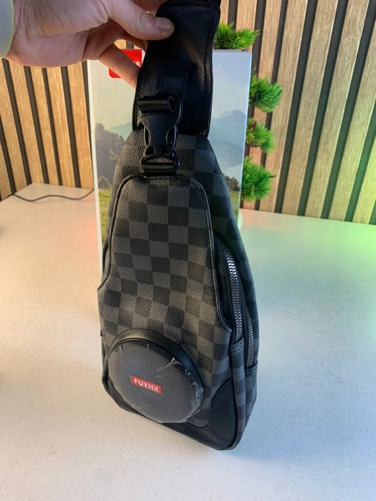 Sac à Bandoulière avec Haut-Parleur Bluetooth RGB – Son Puissant & Style Urbain CH-M818