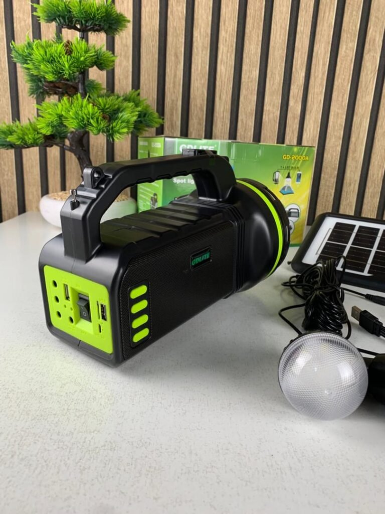 Système d’Éclairage Solaire avec Haut Parleur Bluetooth GDLITE GD-2000A