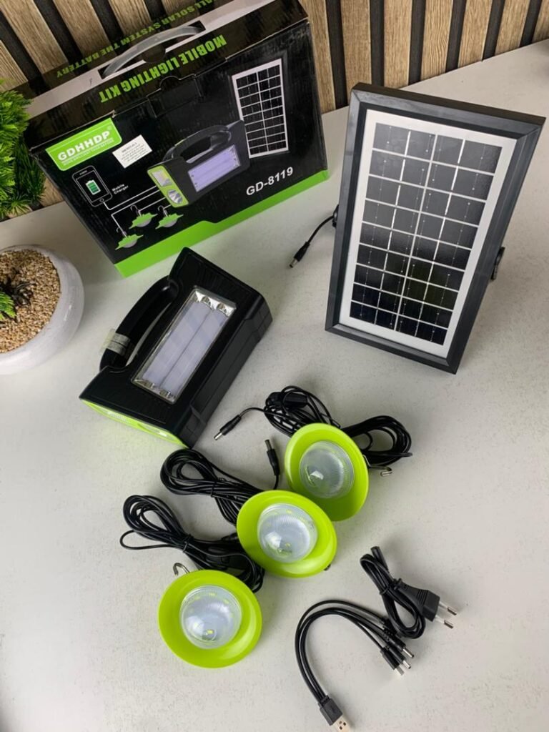 Kit Panneau Solaire Portable avec Torche LED Rechargeable et 3 Lampes – Éclairage Solaire Polyvalent pour Maison & Extérie