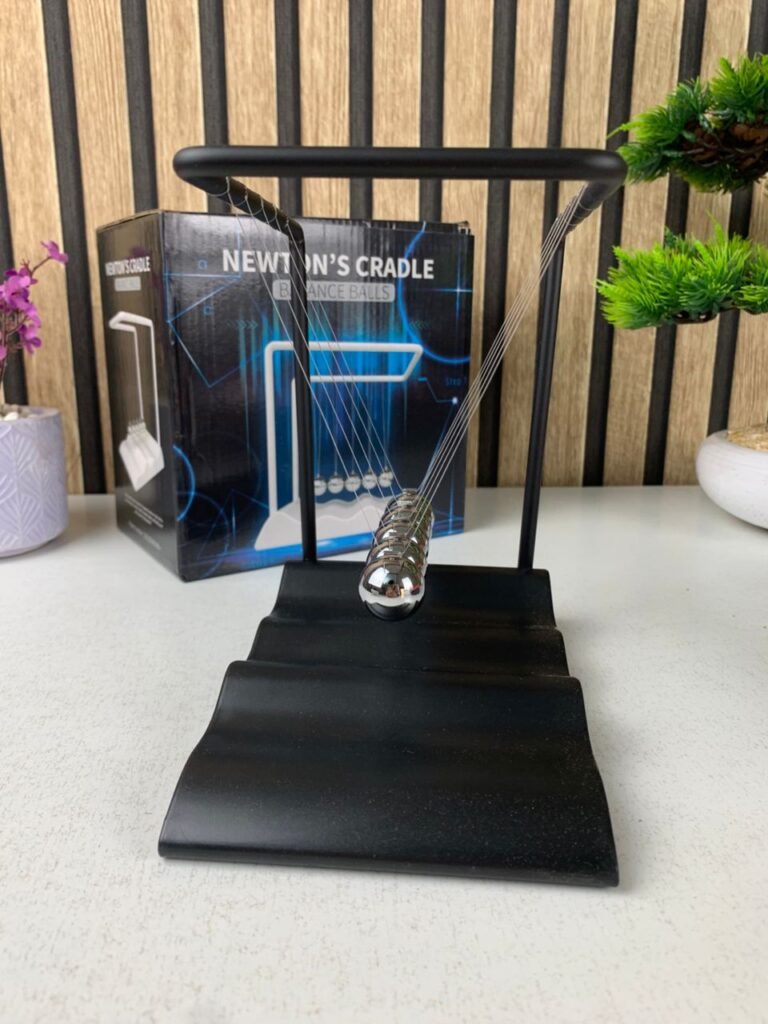 Pendule Newton Balls d’équilibre – Décoration scientifique et élégante