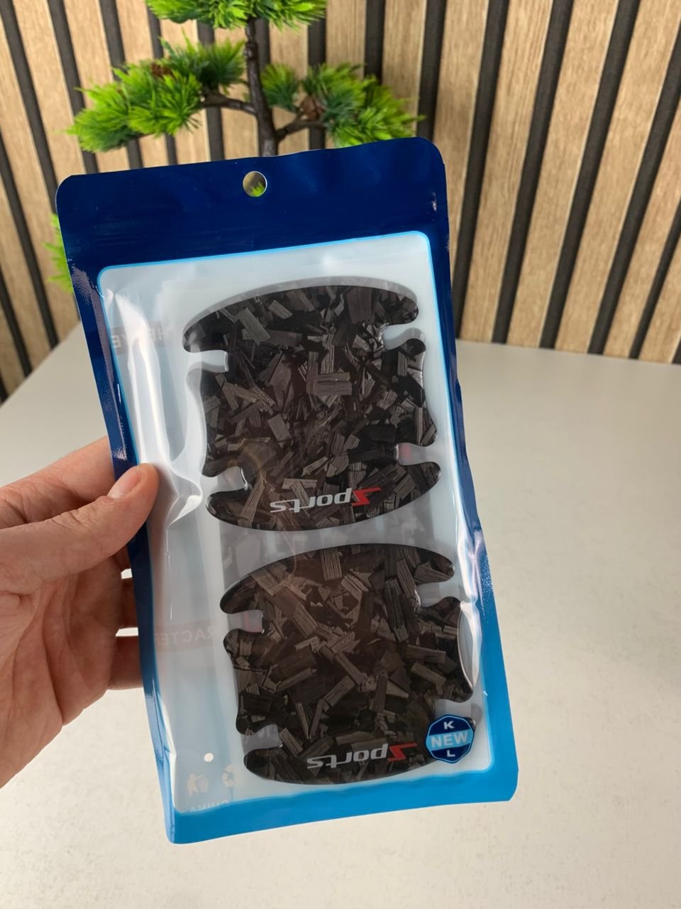 Autocollants de Poignée pour Porte de Voiture Protection Anti-Rayures 8Pcs Protection élégante – gardez vos portes sans rayures - الصورة 8