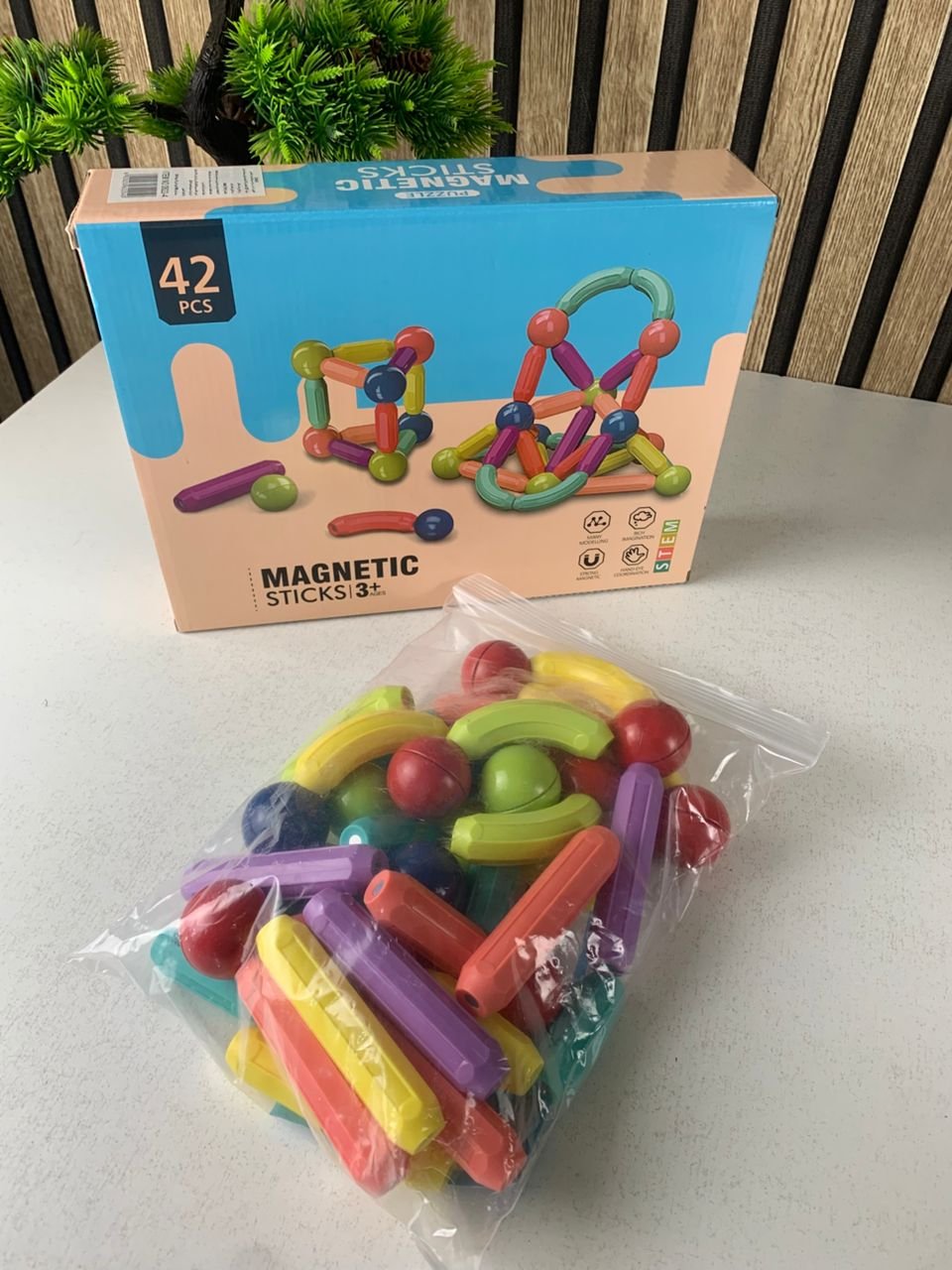 Blocs de Construction Magnétiques 42 pièces pour Enfants – Construire, apprendre et imaginer en s’amusant - الصورة 6