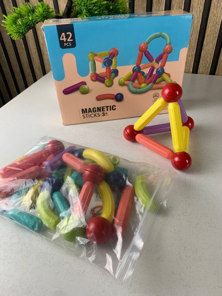 Blocs de Construction Magnétiques 42 pièces pour Enfants – Construire, apprendre et imaginer en s’amusant