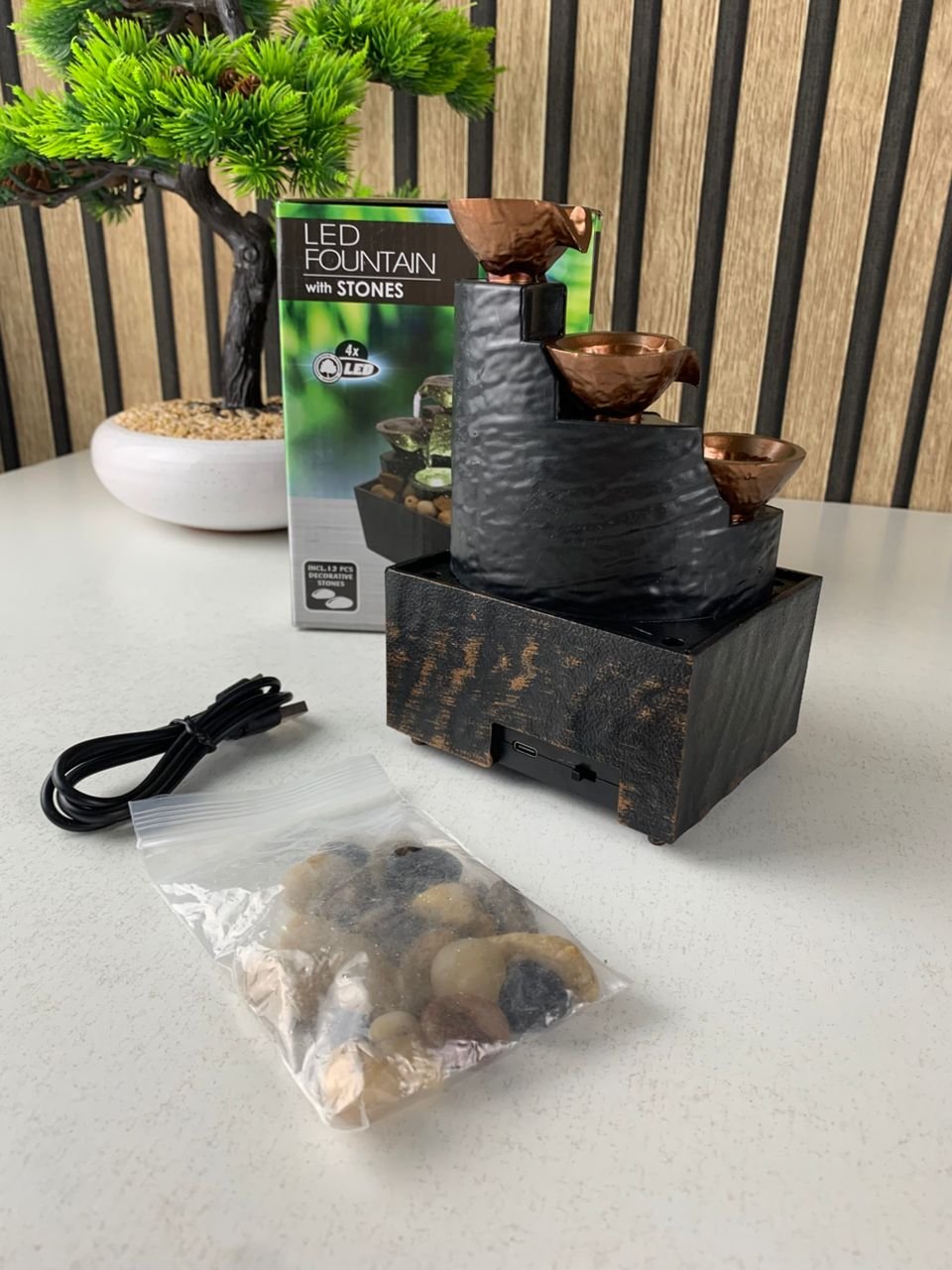 Fontaine d’Intérieur USB Compacte – Élégance Zen & Ambiance Relaxante - الصورة 6