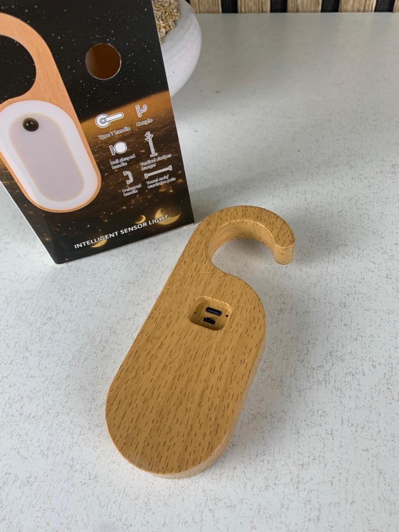 Veilleuse de Porte en Bois Portable avec Détecteur de Mouvement – Lumière et Notes Intelligentes - الصورة 7