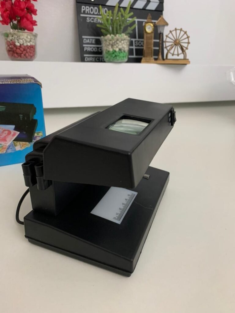 Détecteur de Faux Billets UV Professionnel + lumière blanche pour un contrôle précis