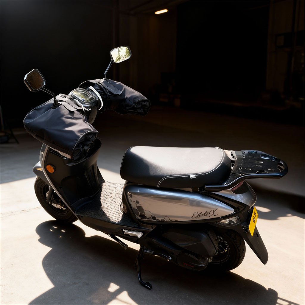 Couvre-Main Imperméable pour Guidon Vespa – Confort et protection pour vos mains en hiver - الصورة 3