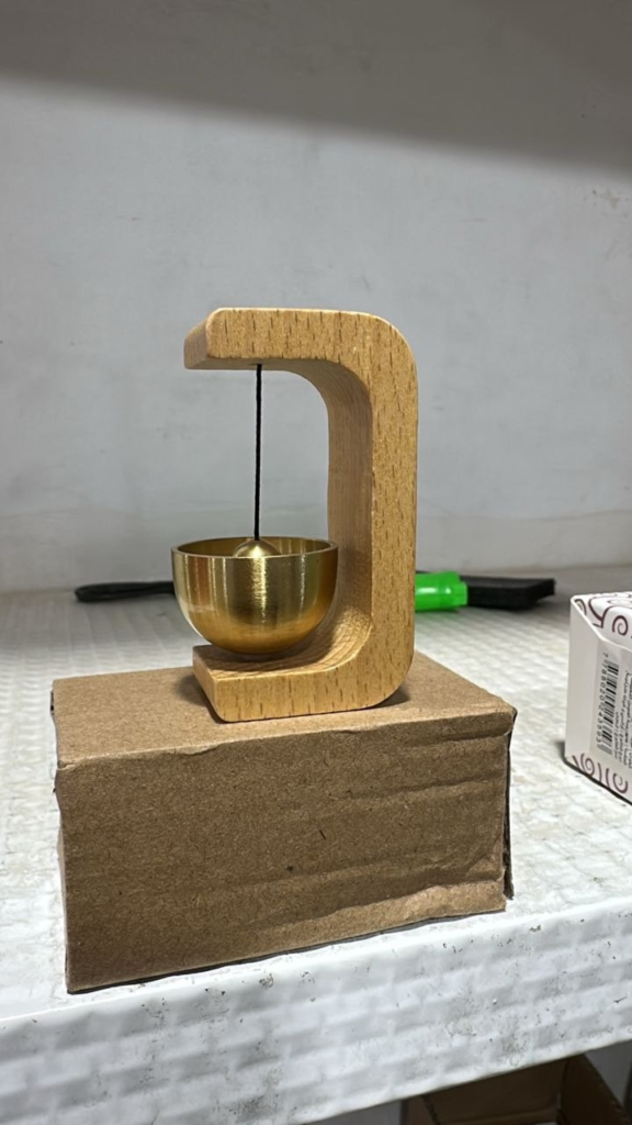 Sonnette de porte vintage style japonais en bois Élégance rustique – charme sonore pour chaque entrée