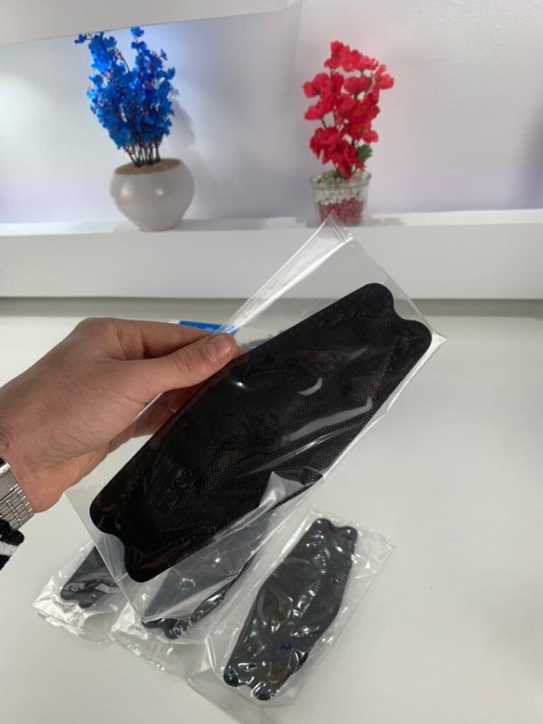 Lot de 20 Bavettes 3D FFP2 à Quatre Couches – Protection maximale avec confort optimal