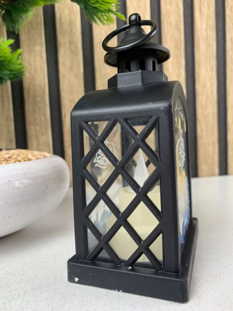 Lanterne Décorative Ramadan Mubarak Veilleuse LED à Effet Flamme – La magie du Ramadan, en toute sécurité